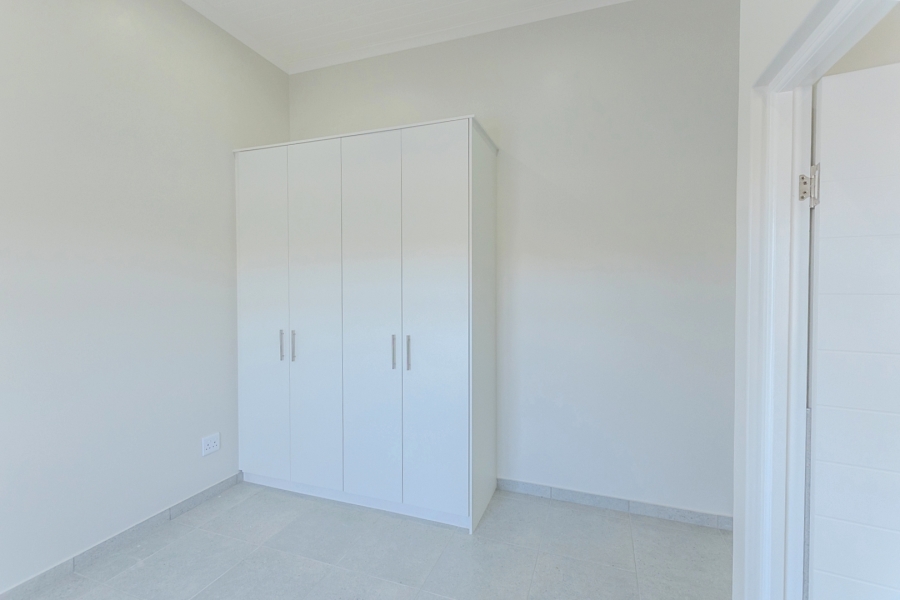 2 Bedroom Property for Sale in Lampiesbaai Western Cape